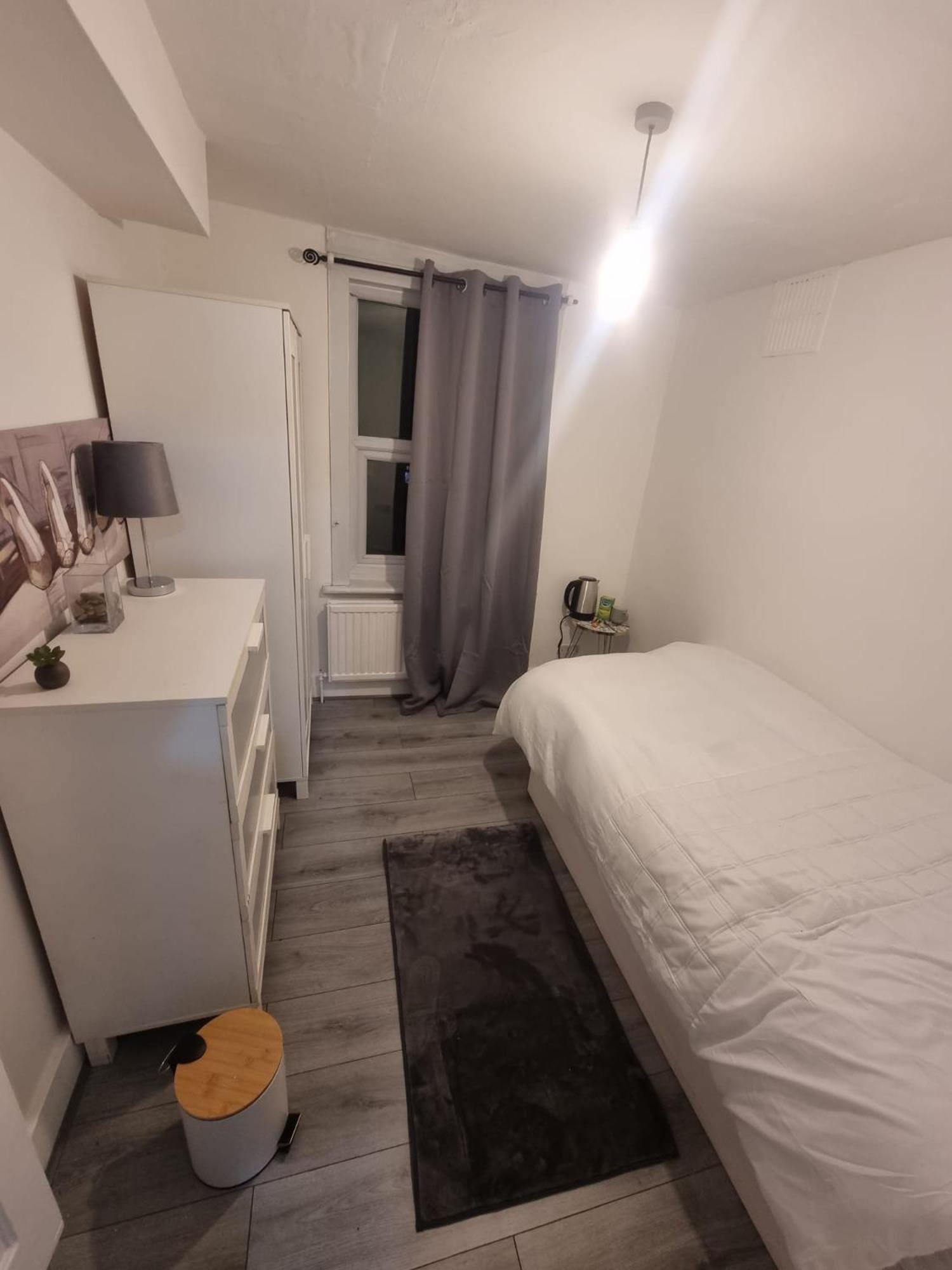 Cozy Rooms 25 Min Liverpool Street ロンドン エクステリア 写真